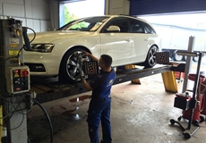 4 Wheel Computer Alignment